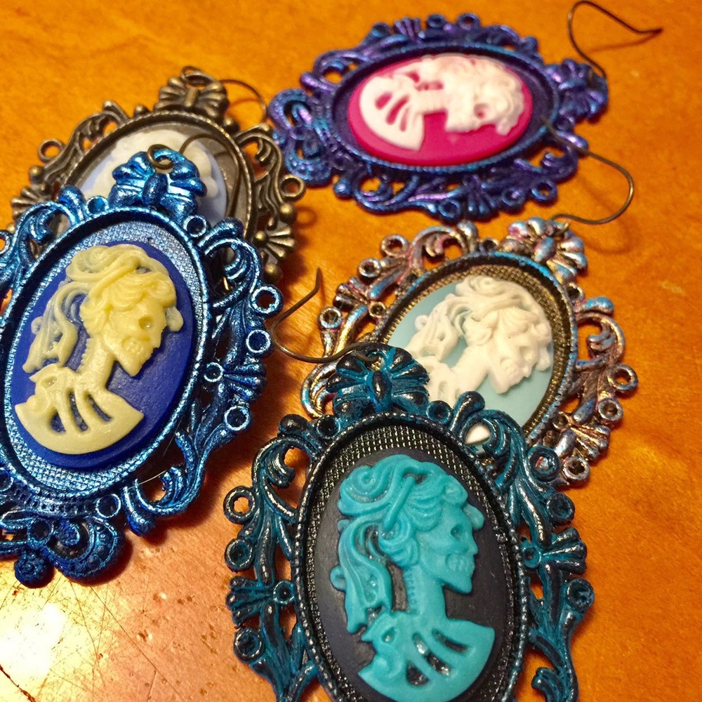 Handmade gothic lolita skull purple earrings - Picture 8 of 10